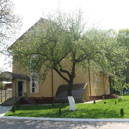 Premier Club Hotel Csernyivci Kültér fotó